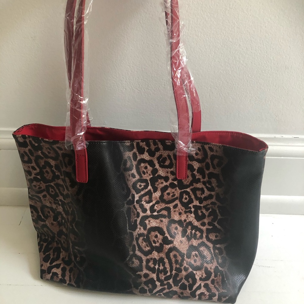 Vegan snake skin leather animal print tote NWT